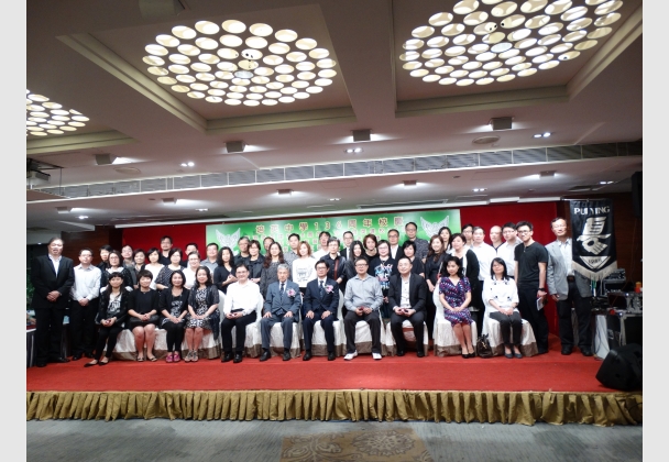 香港培英夏社元老合照